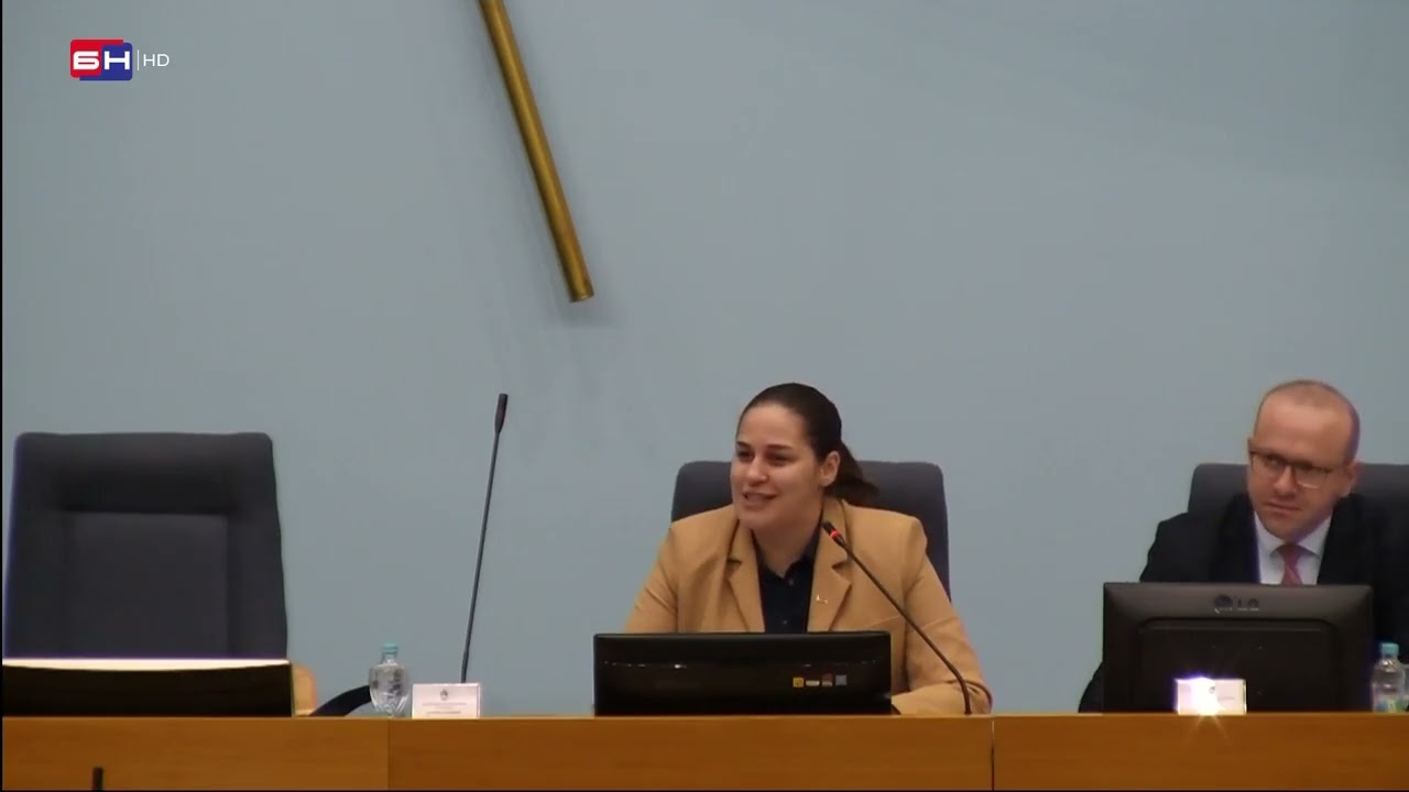 HAOS U SKUPŠTINI: Anja Ljubojević sama sebi dala riječ, opozicija burno reagovala!