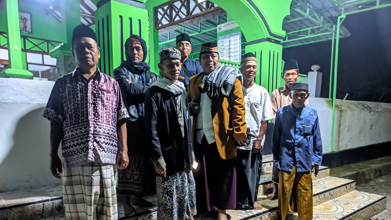 Ziarah Makam Mbah Jabar | Jama'ah AL-IKHLAS