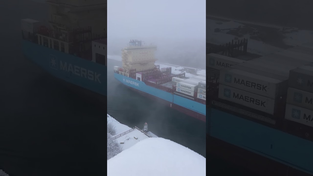 Winter wonderland in Kiel, Germany as Laura M&aelig;rsk sails through the Kiel Canal❄️&nbsp;🎥 @frank_behling