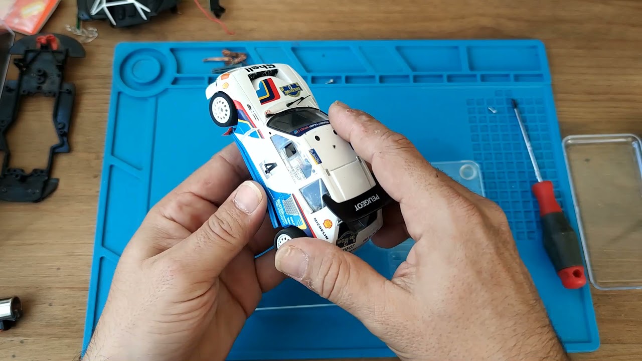 Analisis y prueba en pista del Peugeot 205 T16 EVO 2 Original de SRC