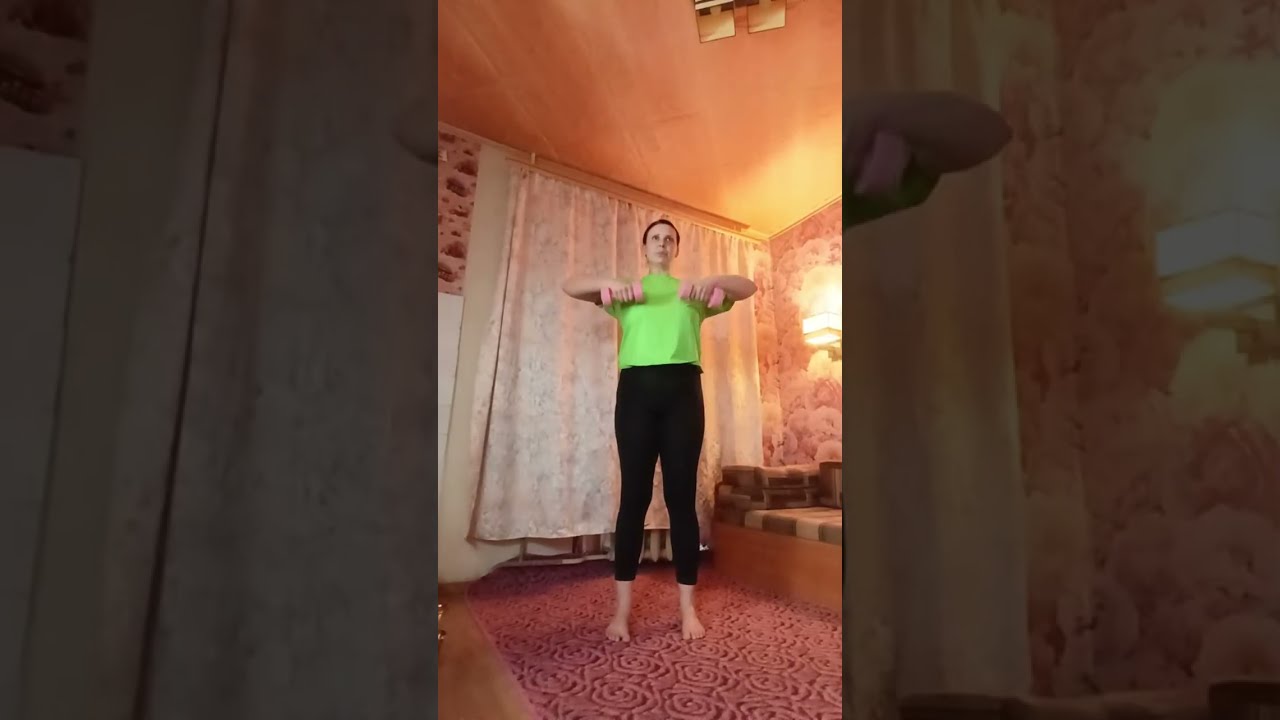 Учимся стоять в планке. Упражнения для рук с гантелями. #похудение #фитнес #планка #гантели 