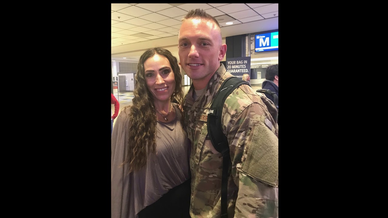 Soldier surprises 5 kids at school after being deployed for 7 months