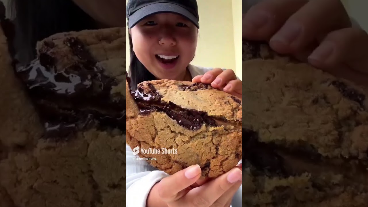 Are these the BEST cookies in San Francisco?! 🍪