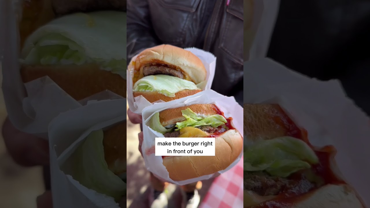 OLDEST BURGER SPOT IN LOS ANGELES! - The Apple Pan - #shorts