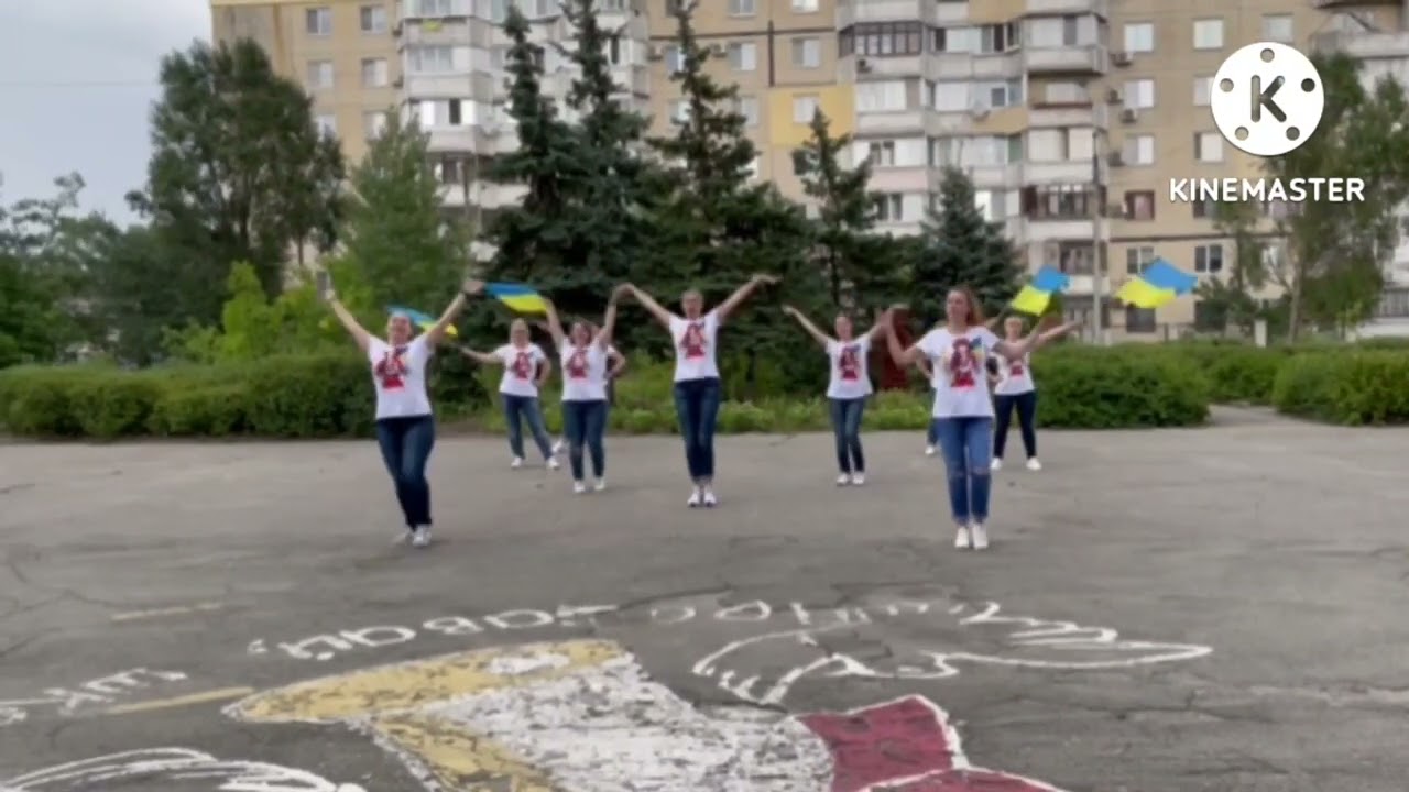 танець Незламна  🎶/ ЛЮСЯ КАВА 