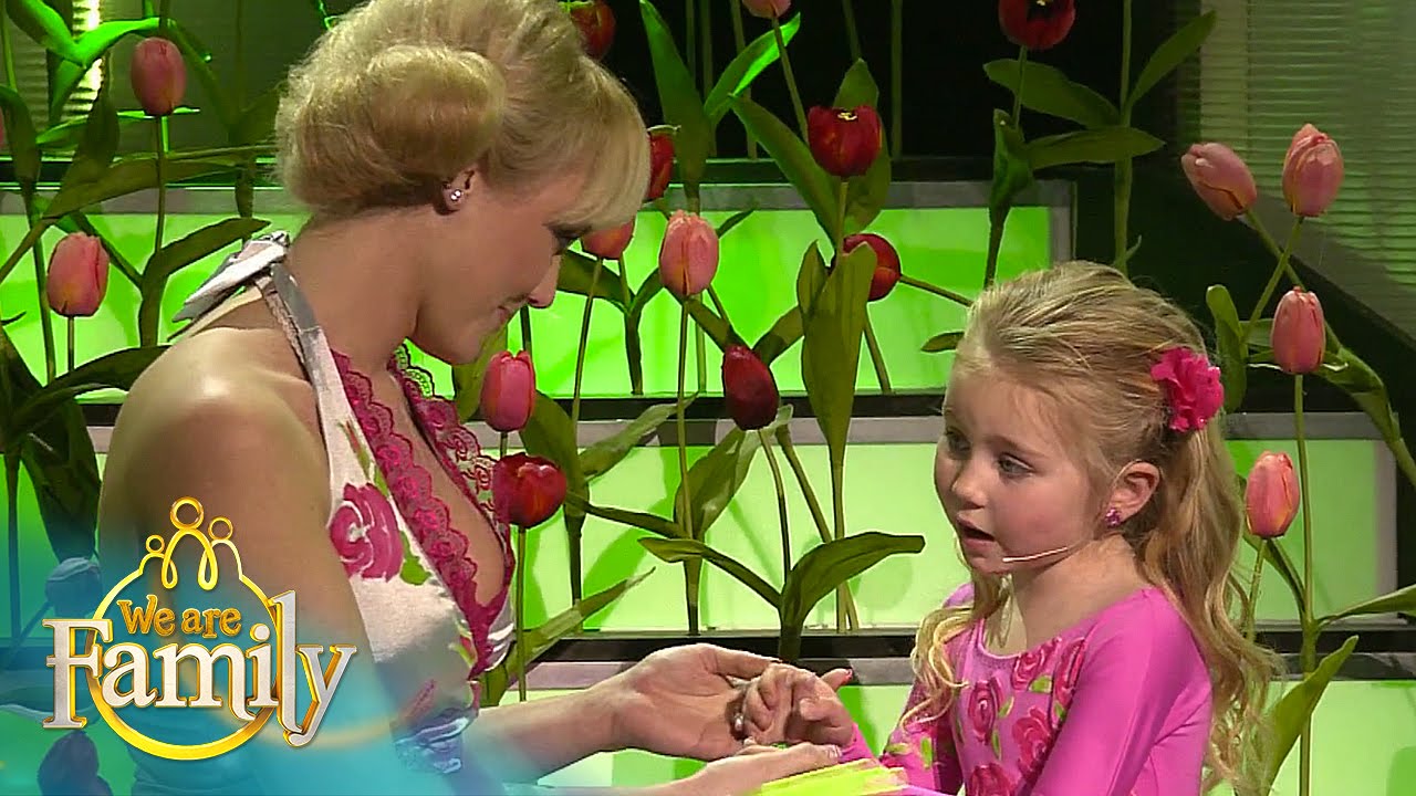De 4-jarige Naomi zingt 'Hoop, Liefde en Vertrouwen' van Jan Smit | We Are Family 2015 | SBS6