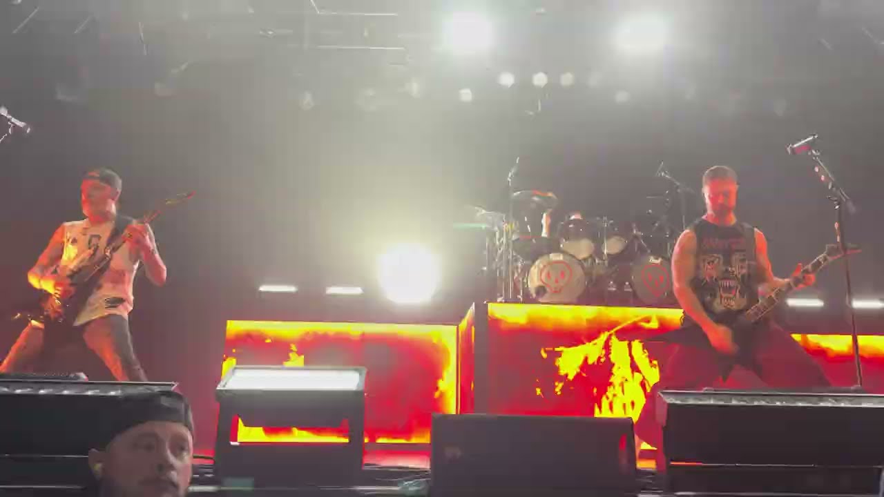 Bullet For My Valentine-Waking The Demon (Poisoned Ascendancy Tour 4-30-25 Fillmore)