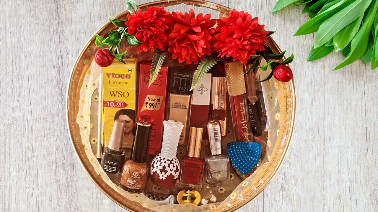 Engagement and Wedding Gift Packing for Bride | Trousseau Decoration Ideas |
