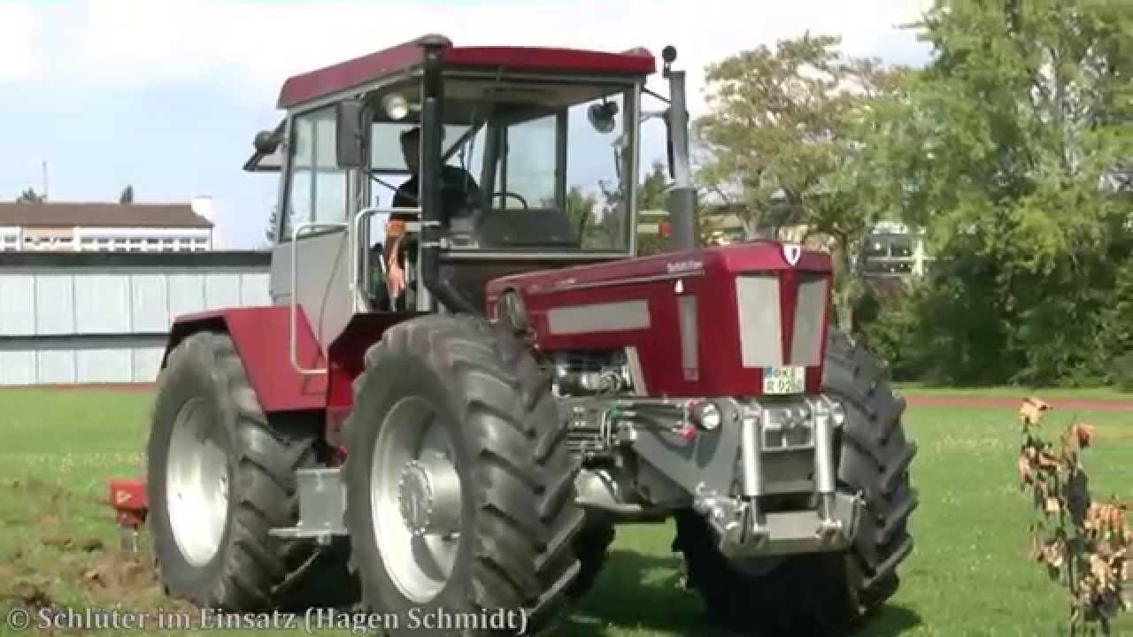 Schlüter 1900 SuperTrac TVL in Sonderlackierung am Tieflockern [SOUND]