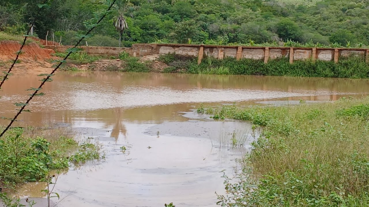 A chuva continua em poções Bahia 