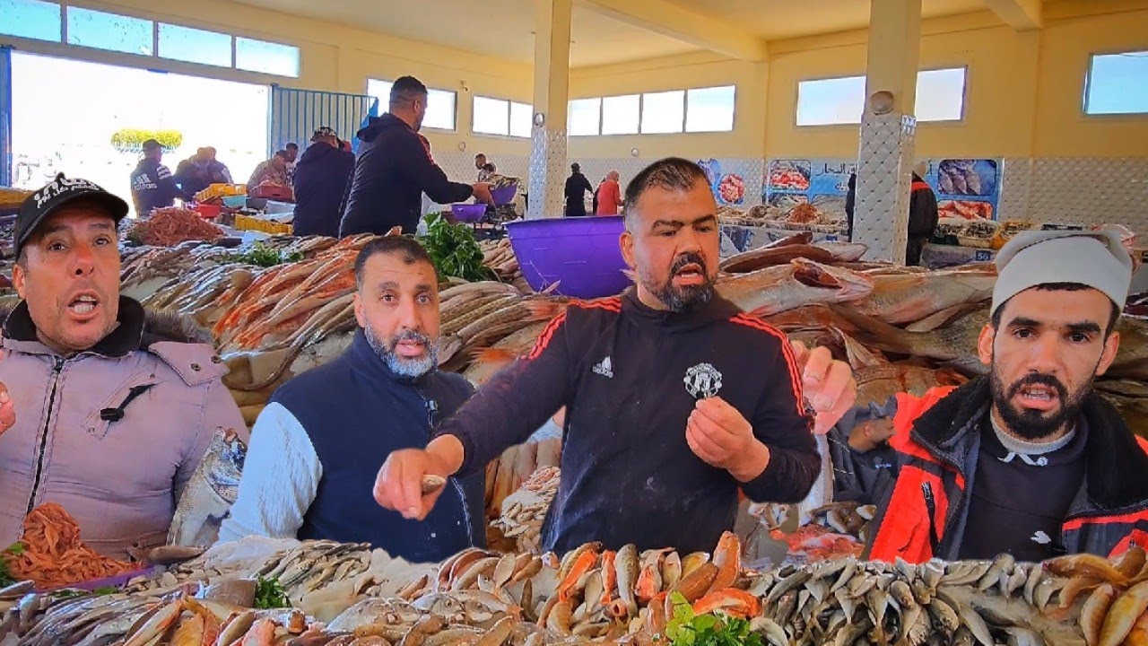 أصوات الدريوش تتجول بسوق السمك بالدريوش وترصد آراء الباعة في أول رمضان