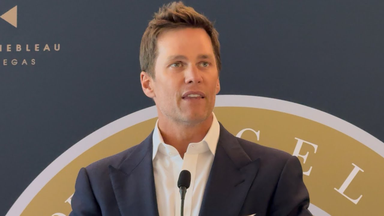 TOM BRADY GETS DEEP ON 