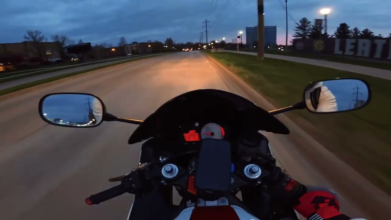 MotoVlog #6 My First Meetup (R6, R1, Ducati, 450, AMG)