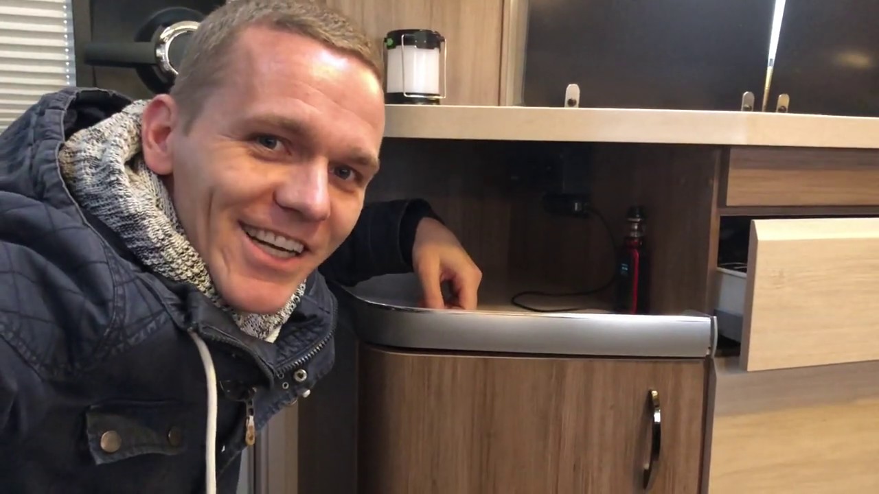 USB Steckdose nachrüsten im Hobby 545 KMF