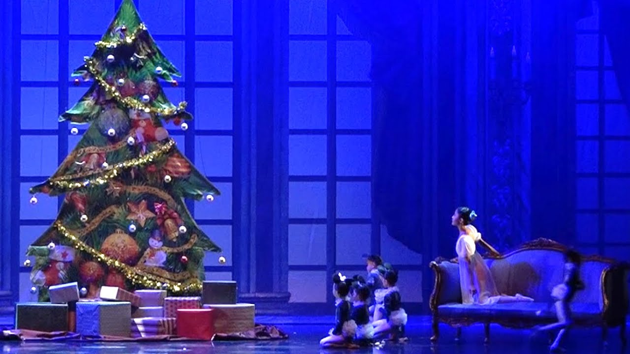 Nutcracker Mice dance
