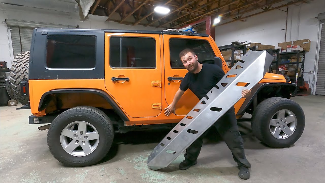 Saving the Jeep body with the Motobilt Crusher rocker guards