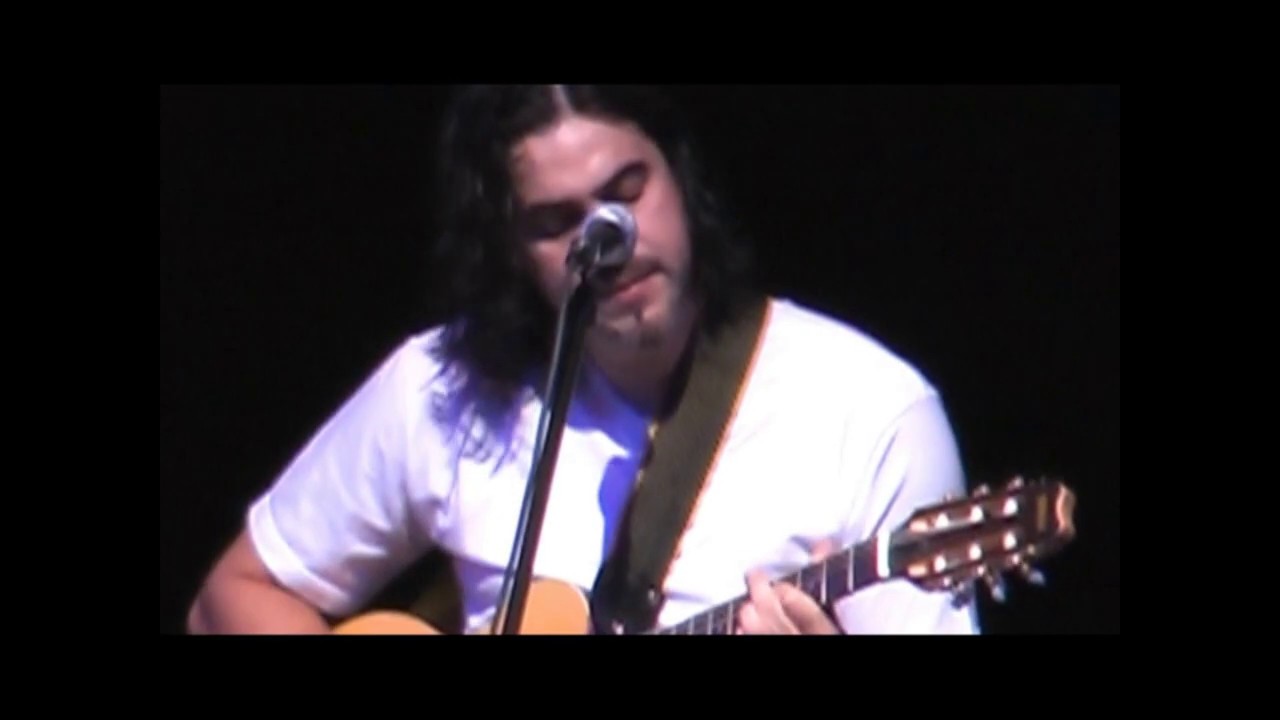 Gustavo Chazarreta - Como el agua a los sembrados (En vivo Teatro Real, Cordoba 2007).