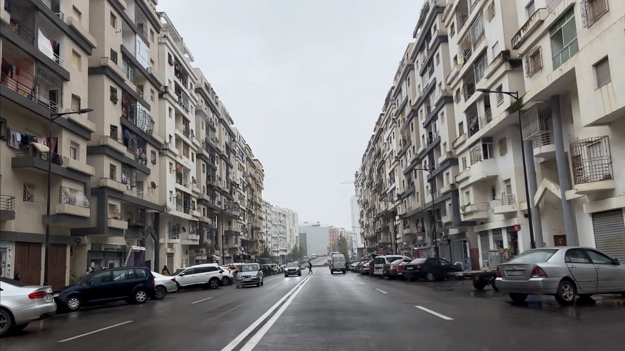 جولة في مدينة طنجة تحت الأمطار.. شاهد كيف اصبحت شوارع المدينة بعد الإصلاحات الأخيرة 🌧️