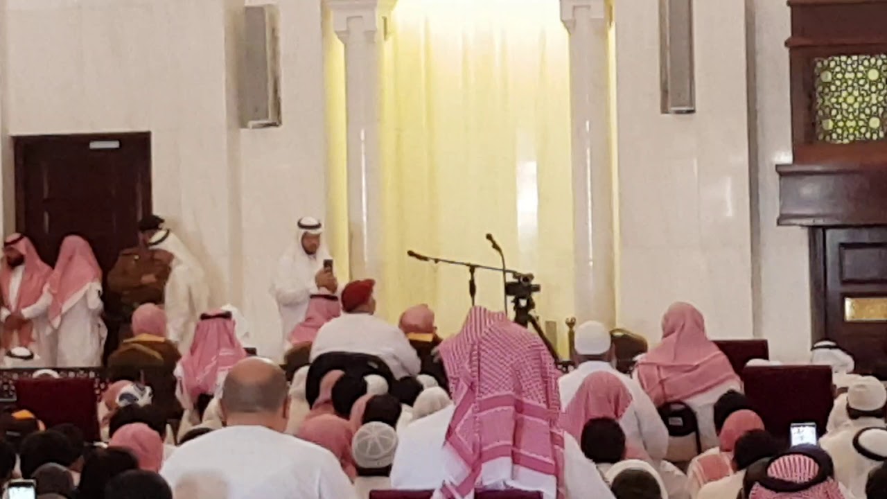 أذان الجمعة بصوت مؤذن الحرم المكي الشيخ علي ملا في جامع الراجحي بمكة | 21_8_1440