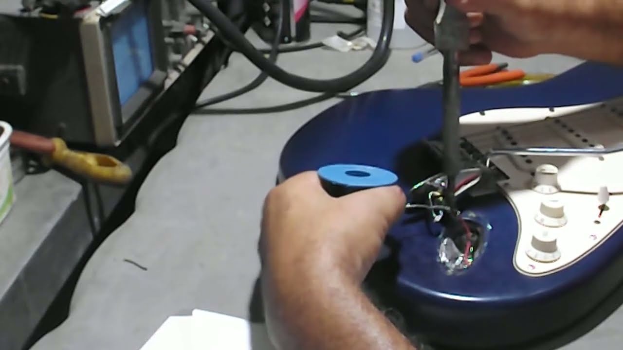 Trocando e ajustando Jack da Guitarra com ruído chato