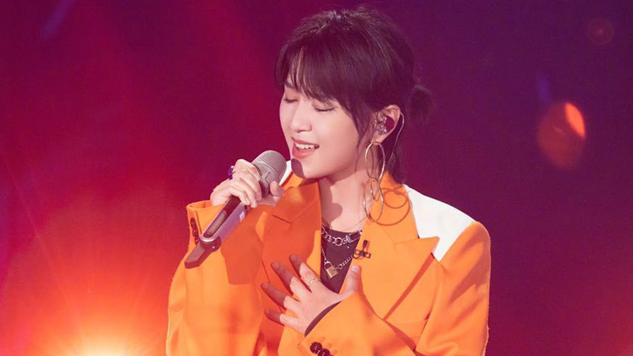 Zhou Bichang sings about the deep friendship between the youth! 周笔畅用热烈真挚的曲风描绘青春时代少年之间的深厚友谊！丨《嗨唱转起来》