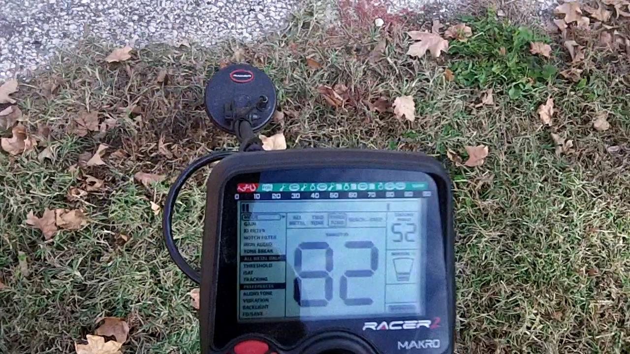 Makro Racer 2 - Unmasking targets