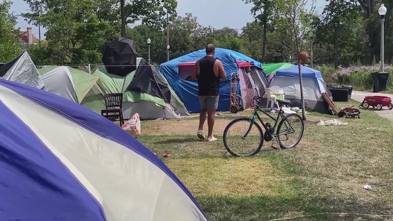 Some Northwest Side residents pushing city to clear new homeless encampment