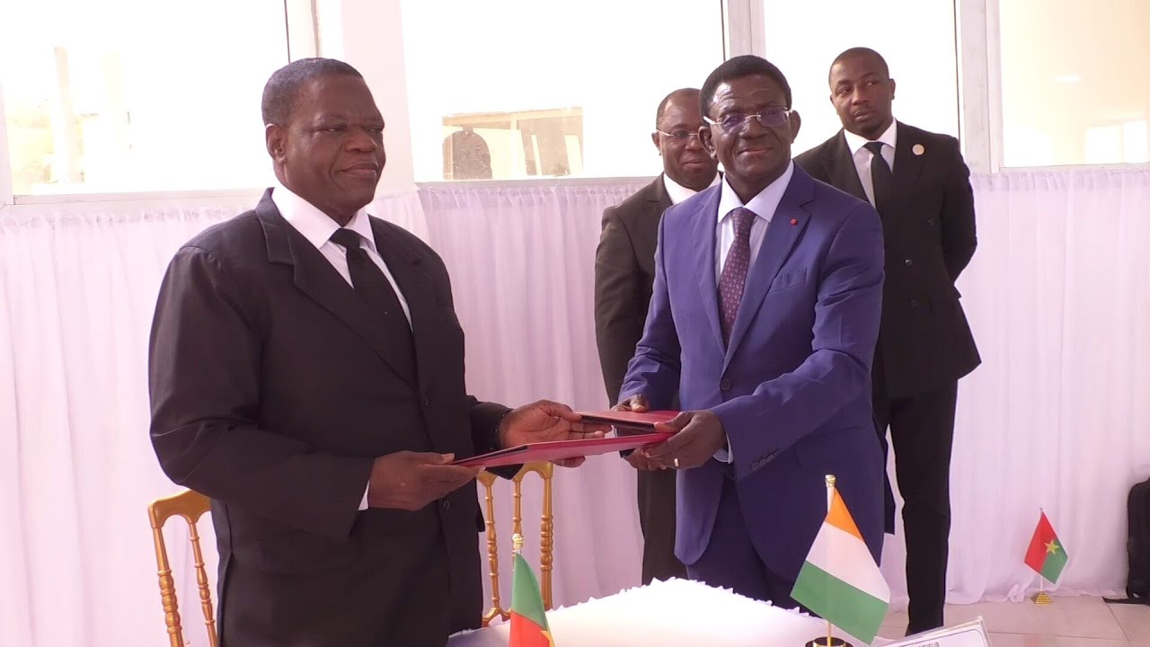 Les Conseils d'État de Côte d'Ivoire et du Burkina Faso signent une convention Coopération