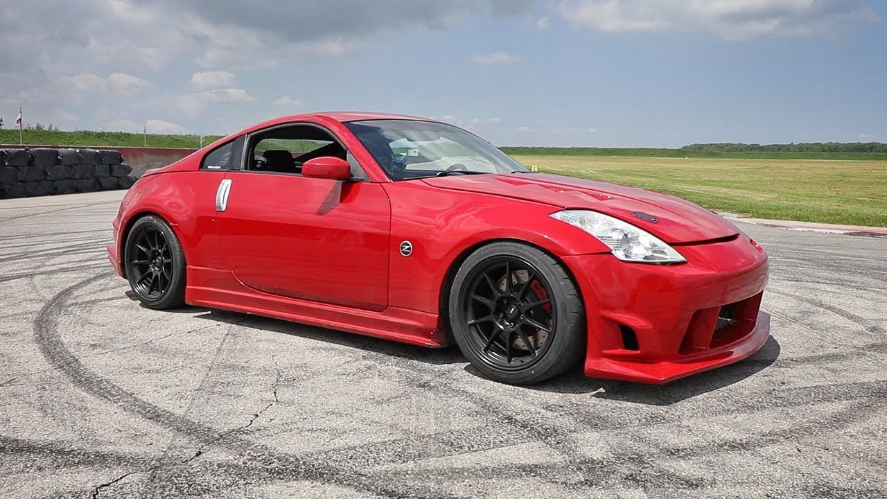 Rebuilding a Nissan 350Z In 8 Minutes