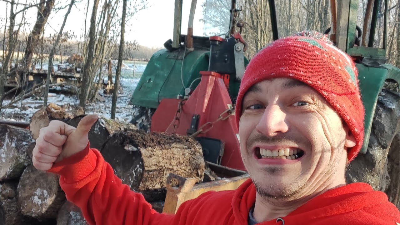 Oh la neige le Deutz de retour on fait un peu de bois. Tronçonneuse dolmar 7910 #forestmen #bucheron