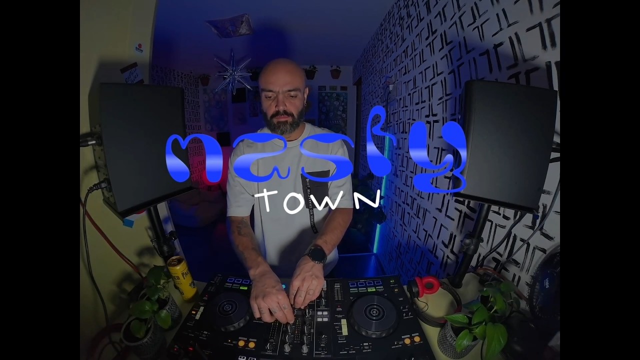 052  BONAVENTURA // nastytooooooown