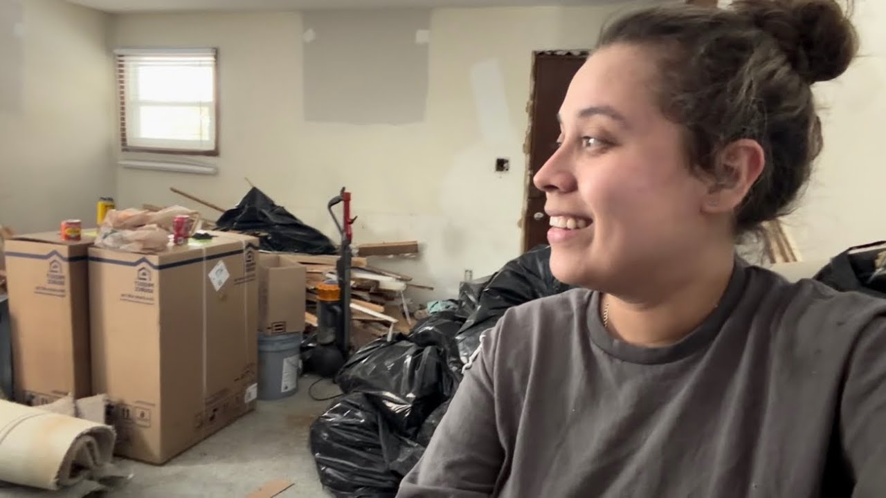 Tenemos casa nueva/esto dice Claudia sobre el terreno que le vende a Keny 