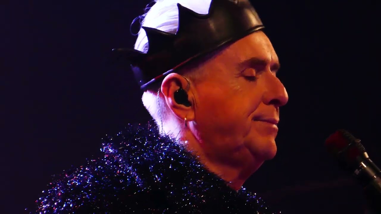 HOLLY JOHNSON power of love Paris 11/10/2025