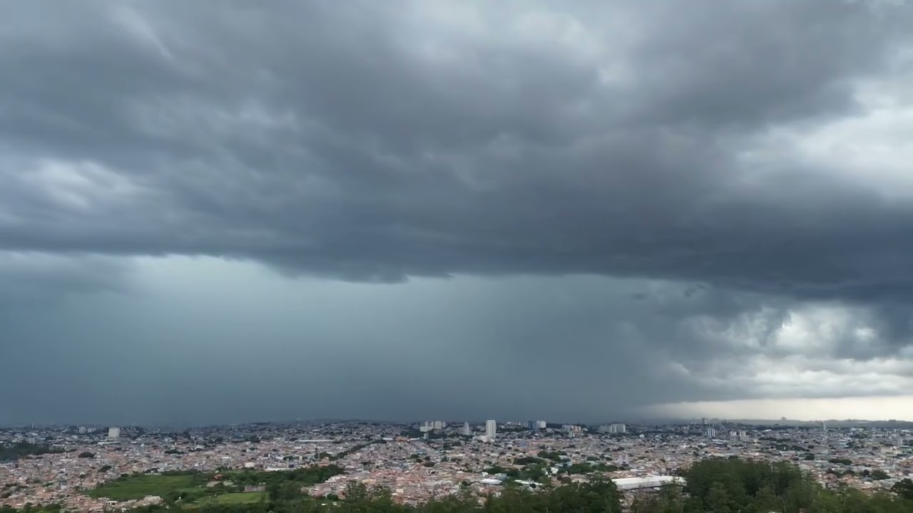 Chuva caindo sobre itaim paulista e sao miguel pauista dia 08/01/2026