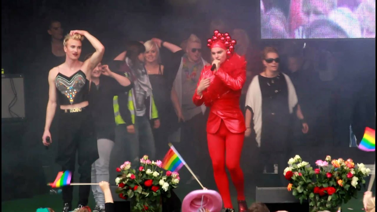 Páll Óskar - Ég er eins og ég er  Live @ Gay Pride - Paul Oscar - I am what I am