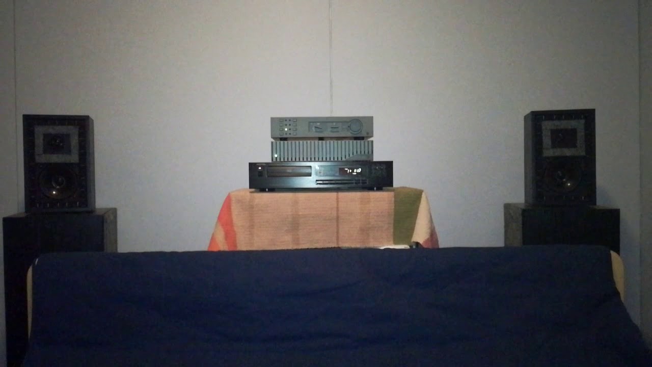 BBC LS3/5a piano performance