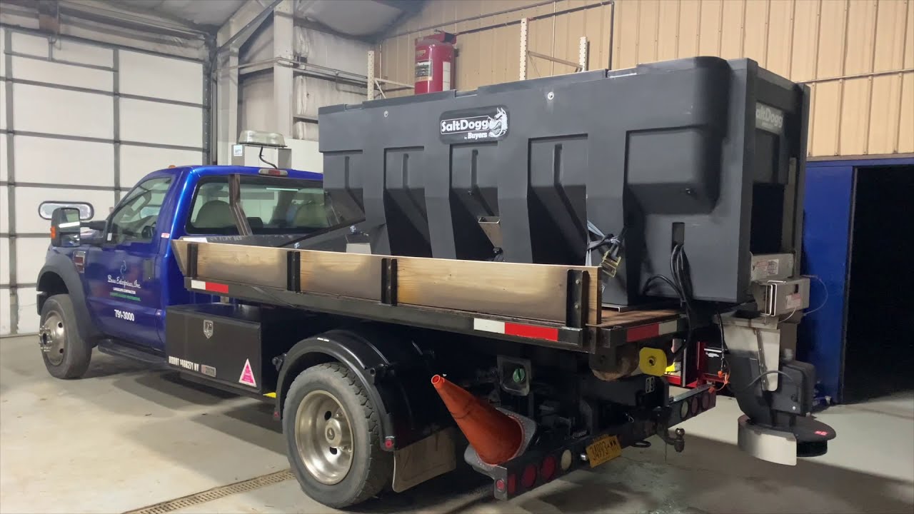 SaltDogg PRO3000 Salt Spreader by Buyers first look