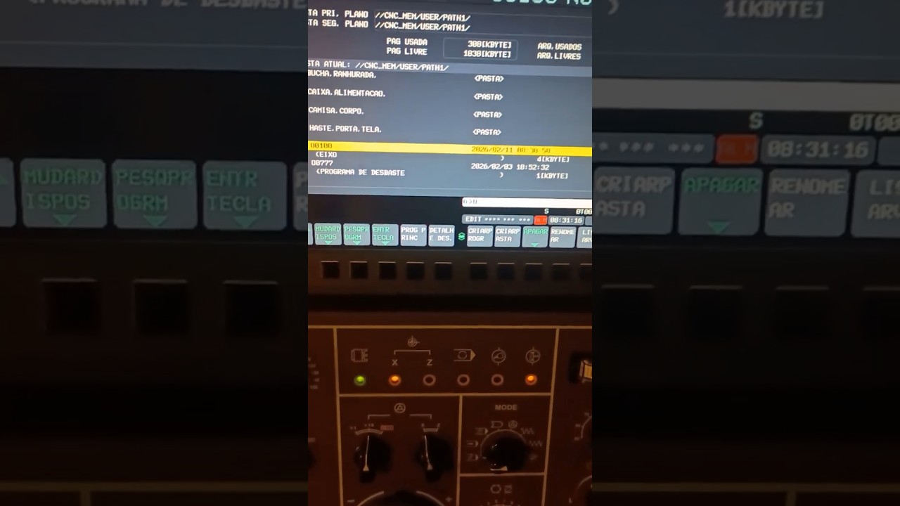 Puxar programa do pen drive para memória da máquina.     #fanuc #cnc #machine #torneamento