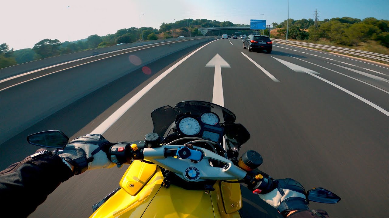 [4K RAW] BMW K1300R IN BARCELONA
