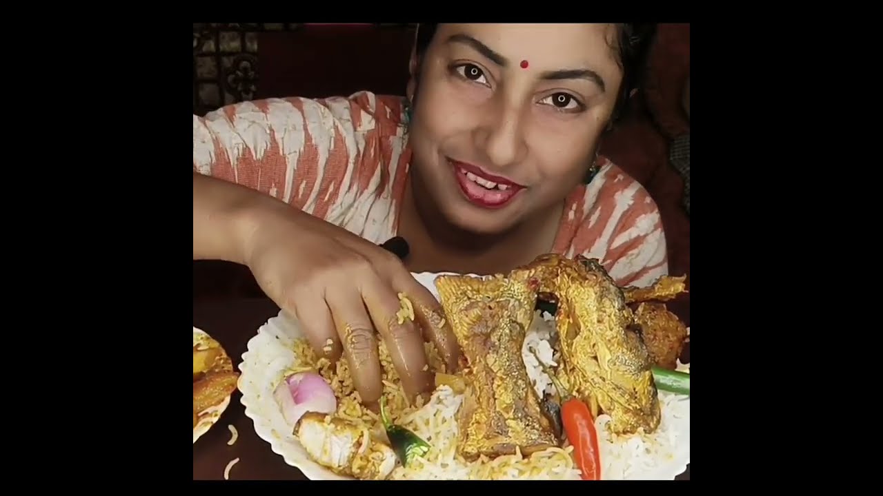 SPICY 🔥AAR TANGRA FISH BHOLA FISH CURRY BASMATI RICE EATING BENGALI TRADITIONAL LUNCH MUKBANG ASMR 