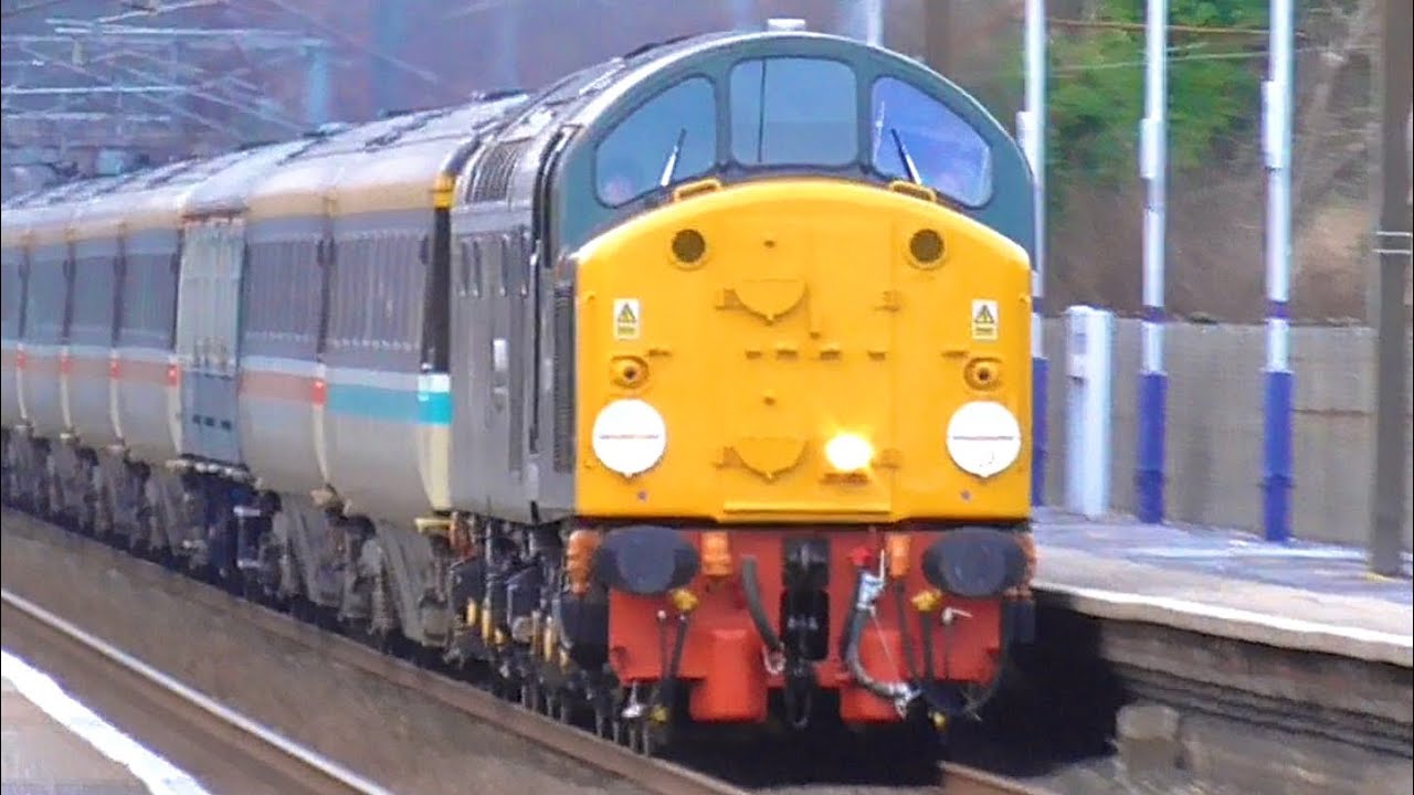 CLASS 40 AT SPEED, Returning With The Whistling Highlander At Lockerbie!! (LSL, 40013!!) 25/2/24.