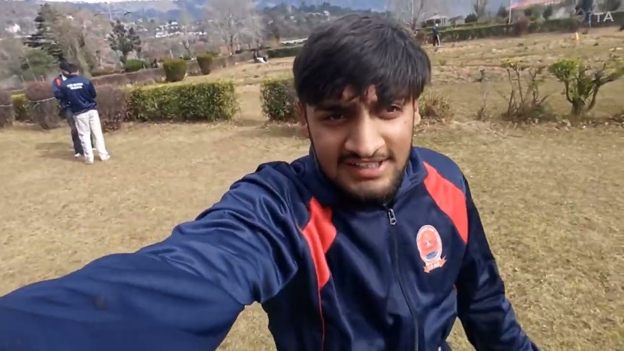 Tracking day 4 aur isma ham apko billo podi ka bara ma bataya ga banna rhiya 🫂💗#v#vlogging #vlogger 