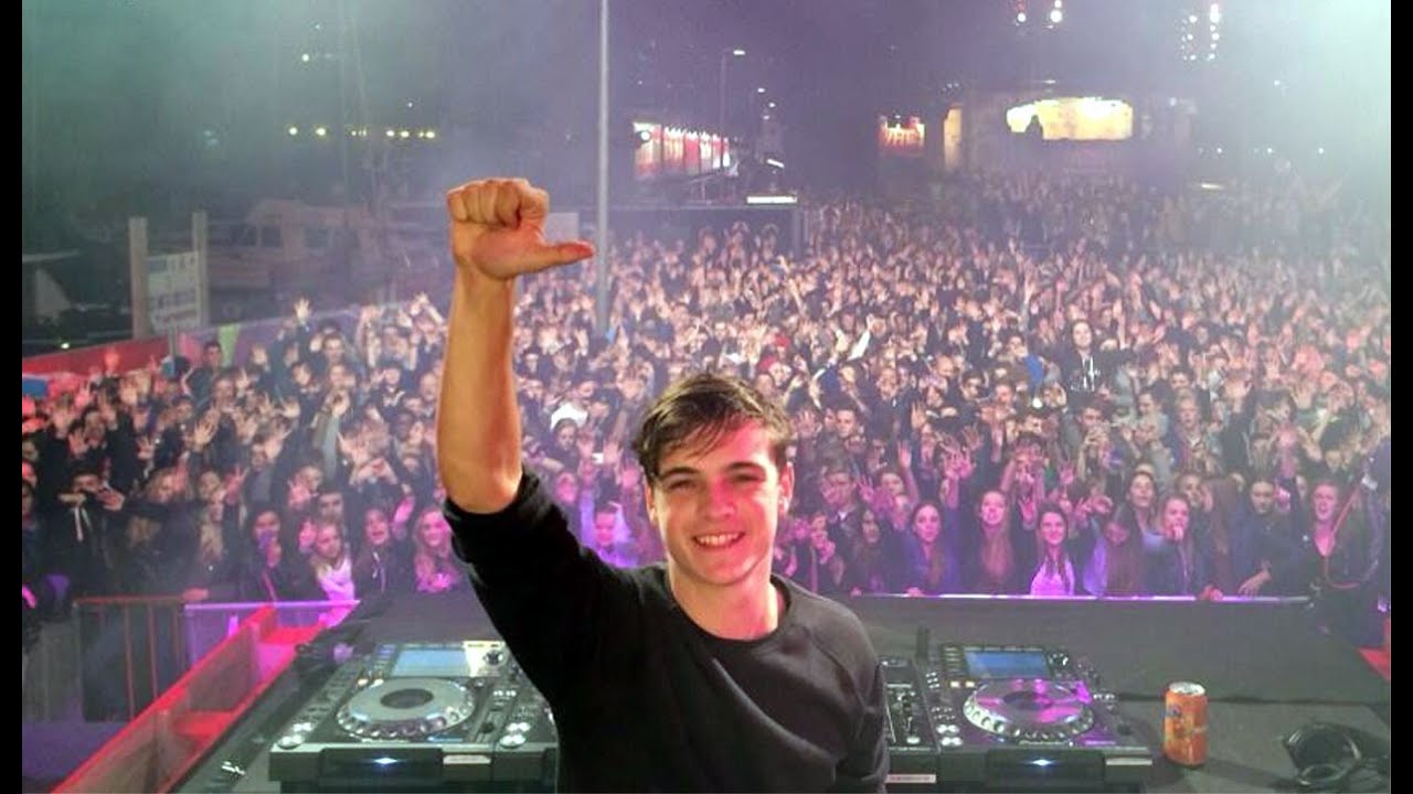 Martin Garrix at Djakarta Warehouse Project 2014 - DWP 14 ( HD 1080 )