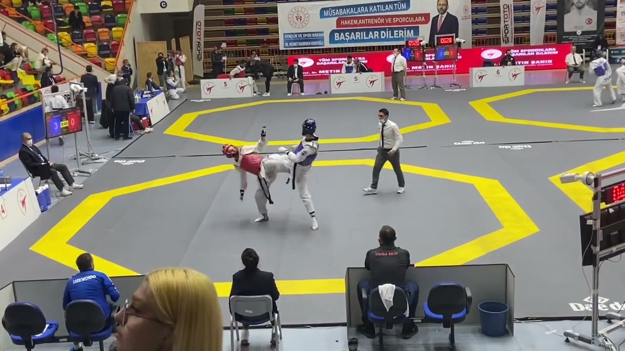 Ömer Faruk Dayıoğlu (Ankara) Ahmet Küskü (İstanbul) Büyükler Türkiye Taekwondo Şampiyonası 58 kg