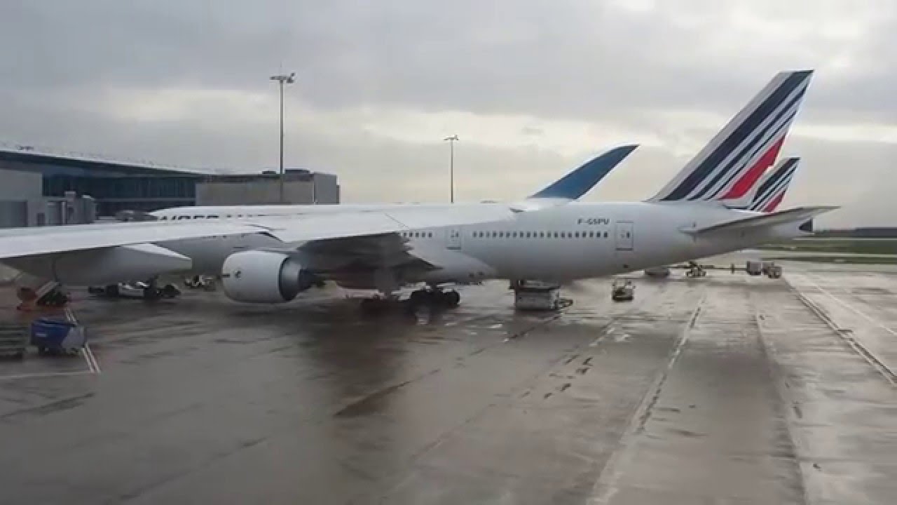 Flight of Vietnam's Airbus 350-900, Paris CDG to Ho Chi Minh City SGN