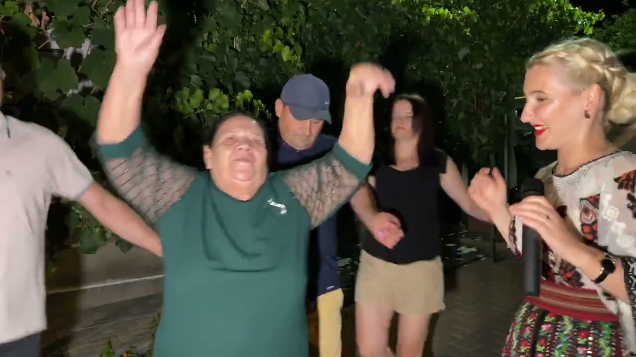 Surpriză la Crihana Veche pentru doamna Maria 