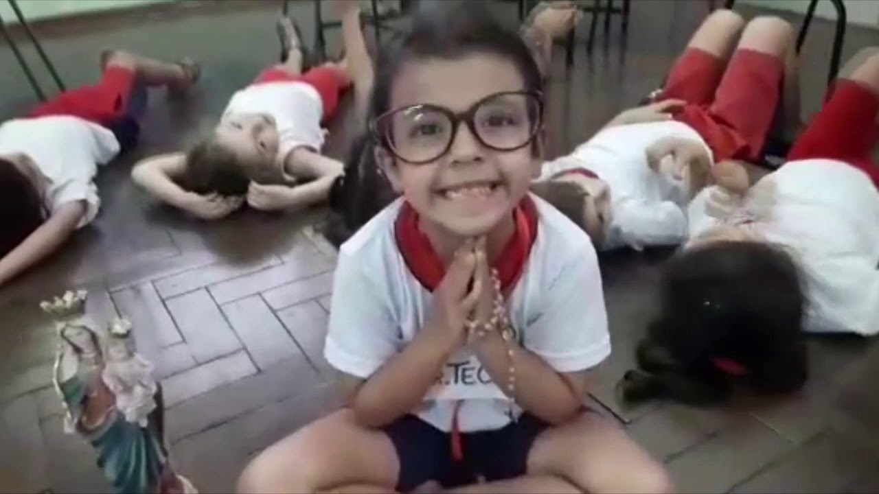 Dia da Diretora - Homenagem (Infantil, EFI e Educadores)