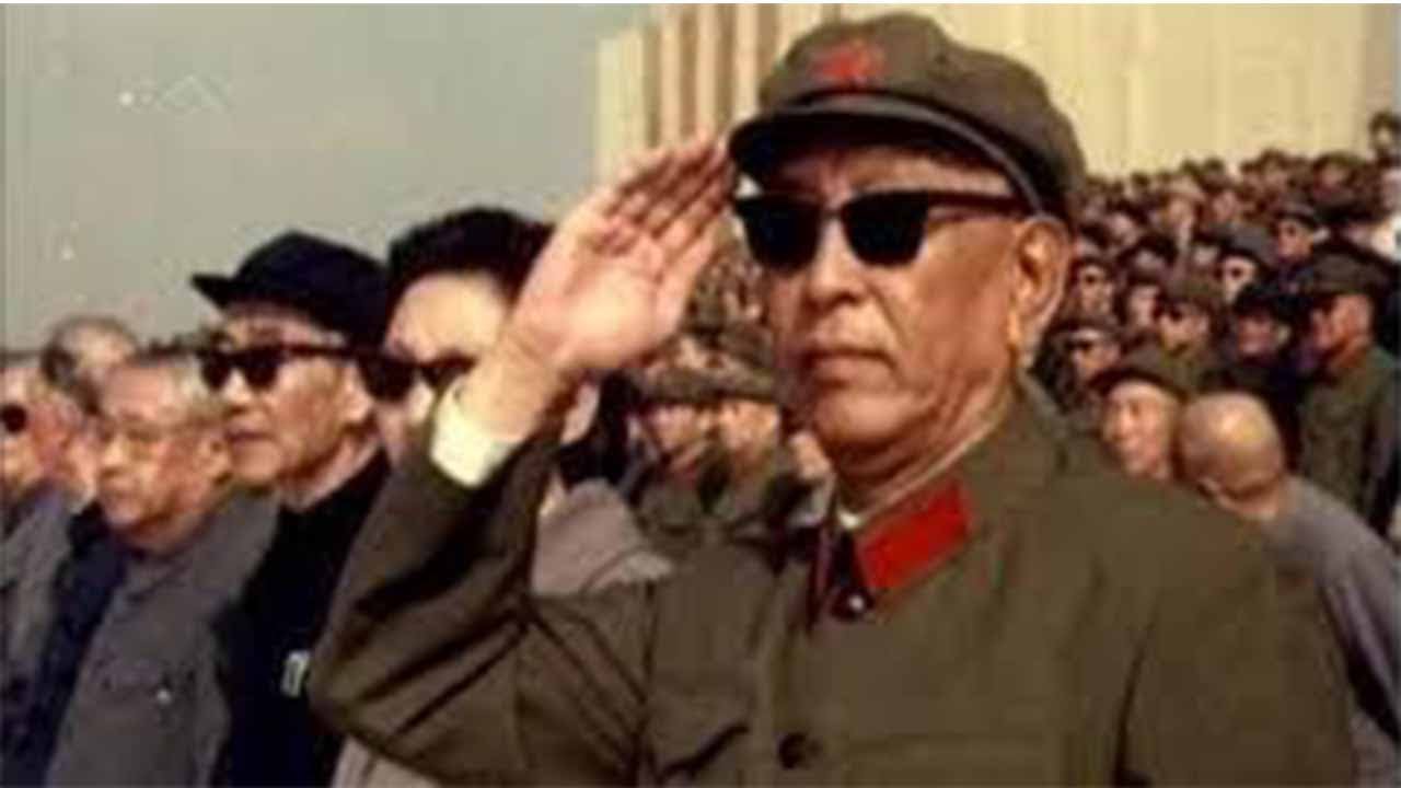 红二代很空泛，真有反习势力？太子党早撤了；陈毅上来便当大官，粟裕对许世友说：你是毛泽东点的将；彭德怀一把掌打垮粟裕 — 红二代说红二代与元老（31）| 历史明镜第231期(彭查理 何频)