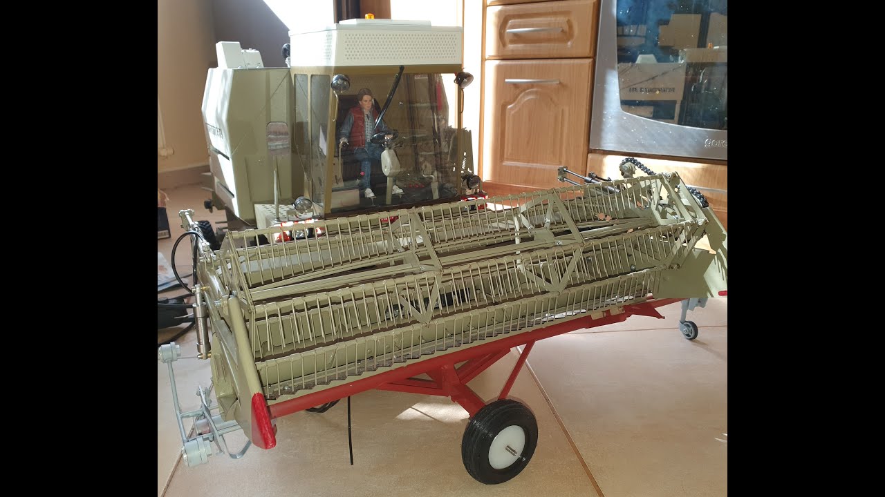 Kombajn Díl VIII Model E514