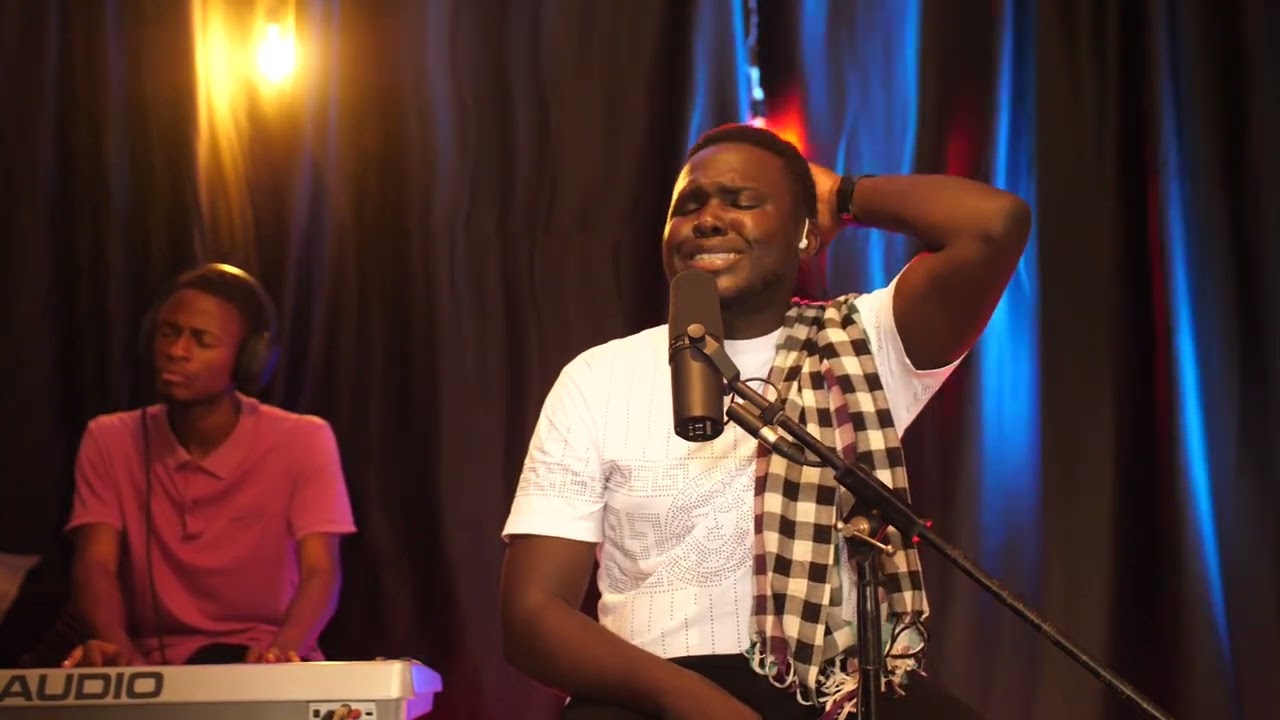 cover ya tombuama de femme tamar et tika na tombola yo de SR eunuce  fait par fr henock tumuan